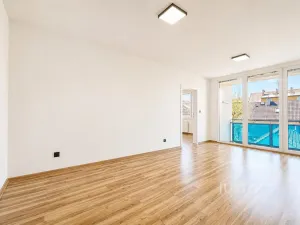 Prodej bytu 3+1, Bavorov, Na Sídlišti, 70 m2