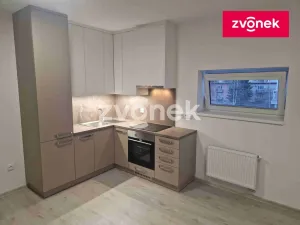 Pronájem bytu 1+kk, Uherské Hradiště, 30 m2