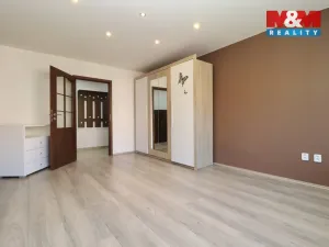 Pronájem bytu 2+1, Ostrov, S. K. Neumanna, 66 m2