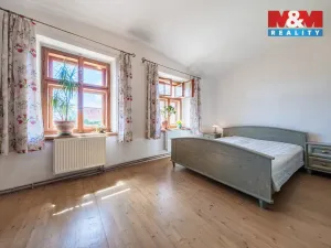 Prodej rodinného domu, Divišov, Horní náměstí, 213 m2