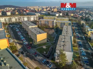 Pronájem bytu 2+kk, Praha - Kobylisy, Chotovická, 43 m2