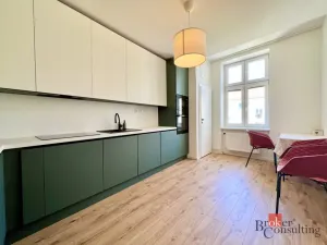 Pronájem bytu 2+1, Opava - Město, Kolářská, 65 m2