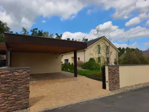 Prodej rodinného domu, Zichovec, 384 m2