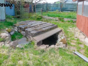 Prodej zahrady, Lom, 522 m2