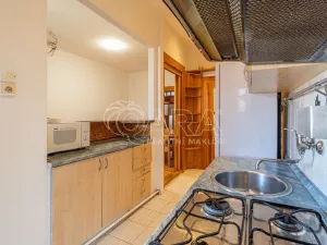 Pronájem bytu 2+kk, Praha - Nusle, Táborská, 57 m2