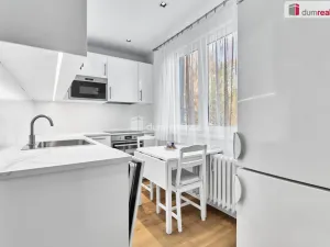 Prodej bytu 3+1, Karlovy Vary, Brigádníků, 67 m2