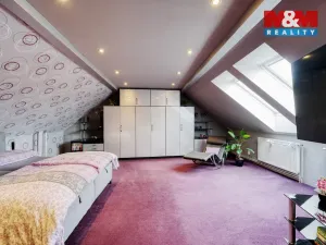 Prodej rodinného domu, Dolany, 225 m2