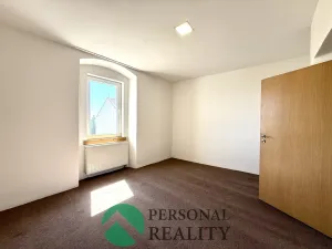 Pronájem bytu 2+1, Lázně Kynžvart, Malé nám., 42 m2