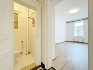 Pronájem bytu 3+1, Praha - Libeň, Sokolovská, 79 m2