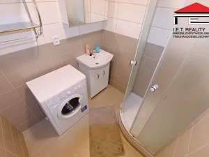 Pronájem bytu 1+kk, Praha - Libeň, Drahobejlova, 22 m2