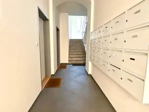 Prodej bytu 1+kk, Praha - Libeň, Hejtmánkova, 25 m2