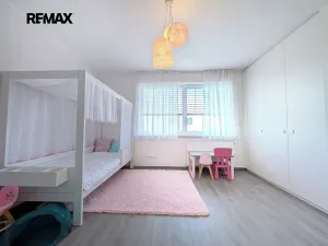 Pronájem rodinného domu, Praha - Březiněves, V křepelkách, 146 m2