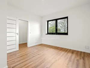 Prodej rodinného domu, Rostoklaty - Nová Ves II, 190 m2