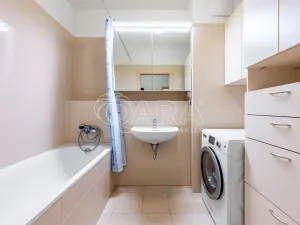 Pronájem bytu 2+kk, Praha - Modřany, Fikerova, 62 m2
