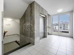Pronájem bytu 2+kk, Praha - Modřany, Fikerova, 62 m2