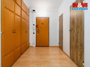 Prodej bytu 3+1, Hradec Králové - Nový Hradec Králové, třída Edvarda Beneše, 79 m2