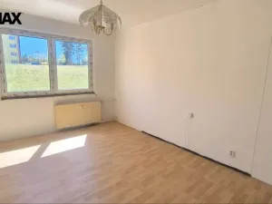 Prodej bytu 4+1, Rotava, Sídliště, 70 m2