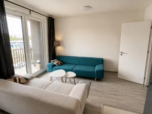Pronájem bytu 1+kk, Praha - Malešice, Sazečská, 34 m2