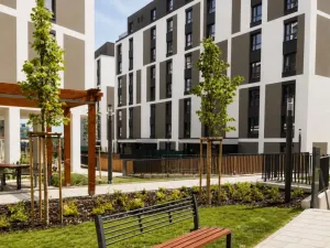 Pronájem bytu 1+kk, Praha - Malešice, Sazečská, 34 m2