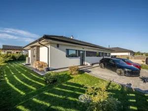 Prodej rodinného domu, Kozojedy, K Martinu, 143 m2