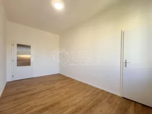 Pronájem bytu 2+kk, Praha - Nusle, Maroldova, 42 m2