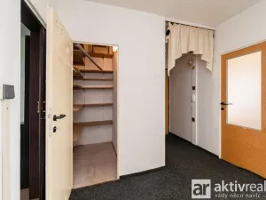 Prodej bytu 3+kk, Praha - Petrovice, Kurčatovova, 70 m2