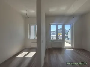 Pronájem bytu 2+kk, Praha - Hostivař, U továren, 31 m2