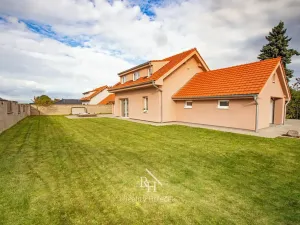 Pronájem rodinného domu, Velká Dobrá, Valdecká, 141 m2