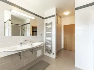 Pronájem rodinného domu, Praha - Nebušice, Požárnická, 350 m2