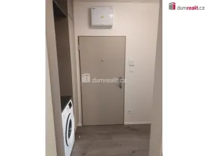 Pronájem bytu 1+kk, Praha - Libeň, Nad Kolčavkou, 30 m2