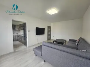 Pronájem bytu 2+1, Jaroměř, Na Obci, 56 m2