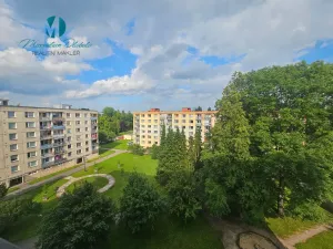 Pronájem bytu 2+1, Jaroměř, Na Obci, 56 m2