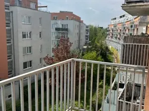Pronájem bytu 1+kk, Praha, Počernická, 35 m2