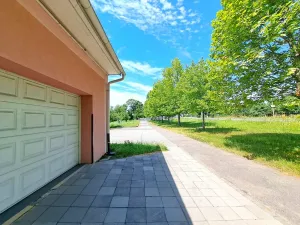 Prodej komerční nemovitosti, Hulín, Komenského, 400 m2