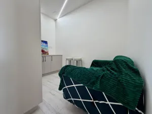 Pronájem bytu 1+1, Praha - Žižkov, Na Jarově, 35 m2