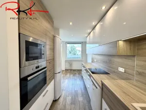 Prodej bytu 3+kk, Praha, U jezera, 73 m2