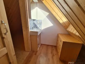Pronájem atypického bytu, Brno - Soběšice, 20 m2