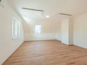 Pronájem bytu 1+kk, Buštěhrad, Žižkova, 30 m2