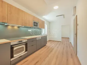 Pronájem bytu 2+kk, Buštěhrad, Žižkova, 70 m2