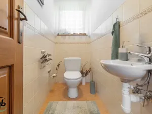 Prodej rodinného domu, Pržno, 384 m2