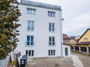 Pronájem bytu 1+kk, Praha - Malešice, U tvrze, 27 m2