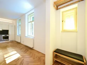 Pronájem bytu 1+kk, Praha - Smíchov, Na Březince, 32 m2