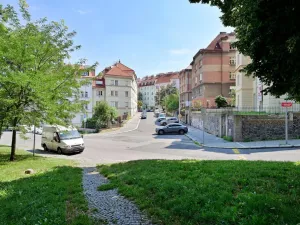Pronájem bytu 1+kk, Praha - Smíchov, Na Březince, 32 m2