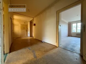 Prodej bytu 3+1, Praha - Vinohrady, náměstí Jiřího z Lobkovic, 92 m2