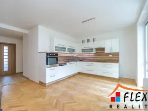 Pronájem bytu 2+kk, Ostrava - Hrabůvka, Krestova, 54 m2