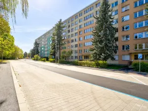 Prodej bytu 2+kk, Praha - Prosek, Novoborská, 43 m2