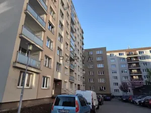 Pronájem bytu 3+1, Plzeň - Doubravka, Hrádecká, 64 m2