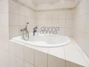 Pronájem bytu 3+kk, Praha, Bítovská, 75 m2