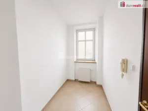 Pronájem bytu 2+kk, Ústí nad Labem - Ústí nad Labem-centrum, Králova výšina, 50 m2