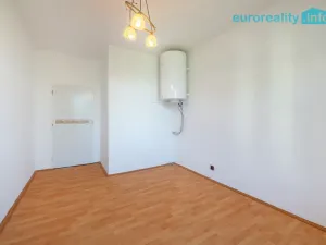 Prodej bytu 2+kk, Cheb, Vančurova, 48 m2